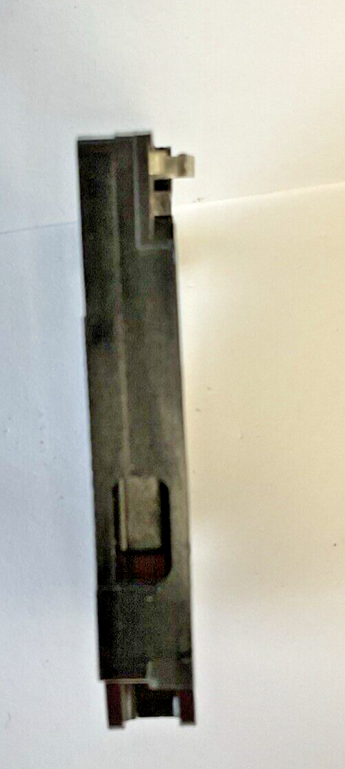 CUTLER HAMMER MH115R CIRCUIT BREAKER 15A 1POLE MISSING LUG SCREWS **LOTOF4**5