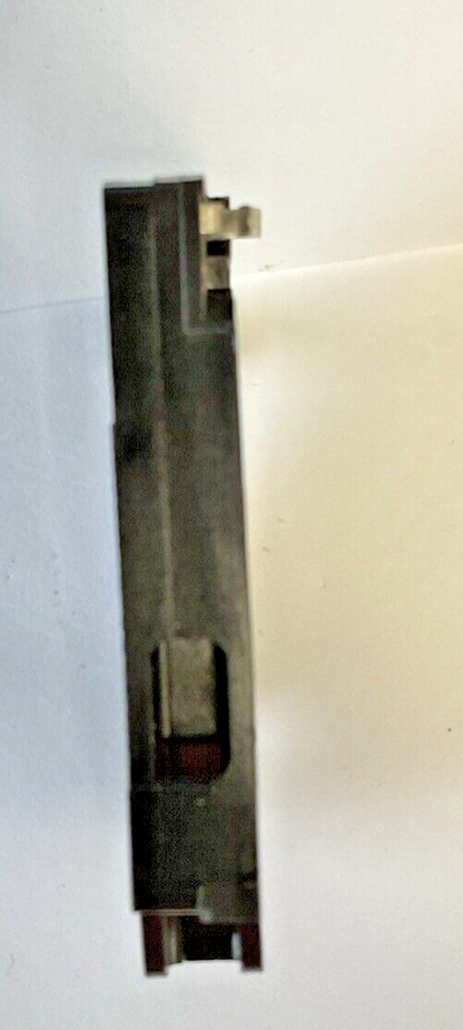 CUTLER HAMMER MH115R CIRCUIT BREAKER 15A 1POLE MISSING LUG SCREWS **LOTOF4**5