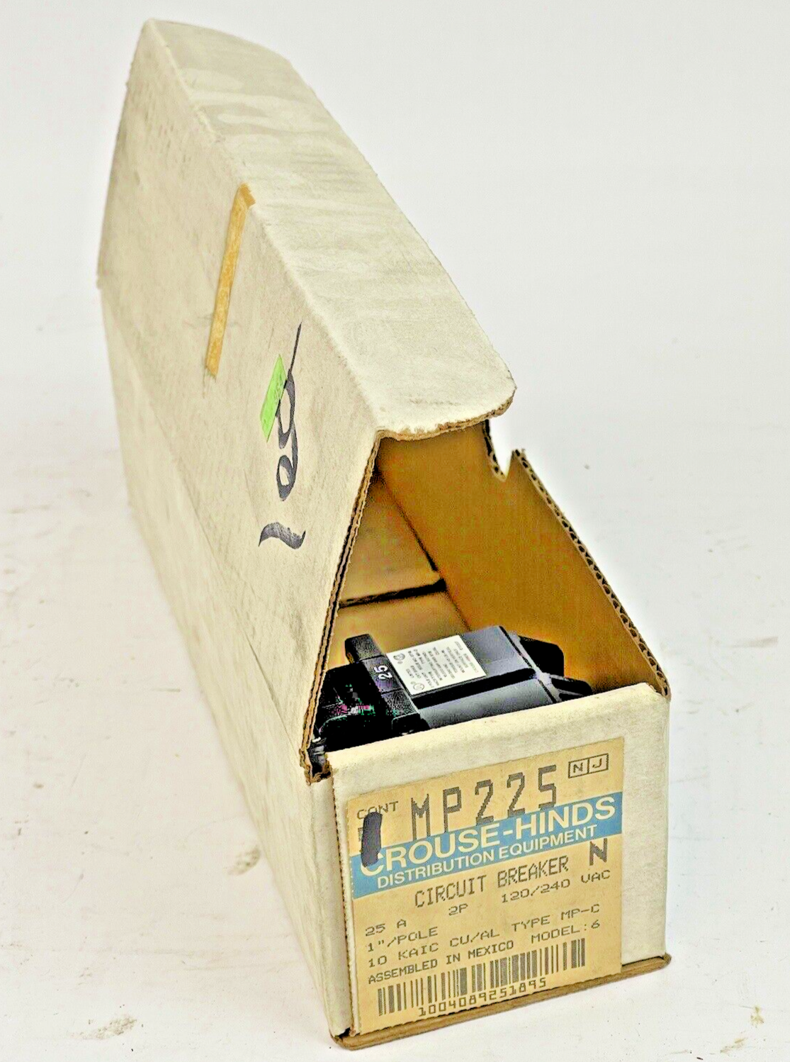 CROUSE-HINDS *BOX OF 1* - MP225 - 2 POLE, 25 A, 240 VAC CIRCUIT BREAKER0