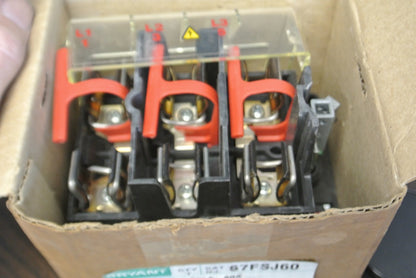 BRYANT 67FSJ60 FUSED DISCONNECT SWITCH / 60A / 3-POLE / TYPE J / NEW SURPLUS2