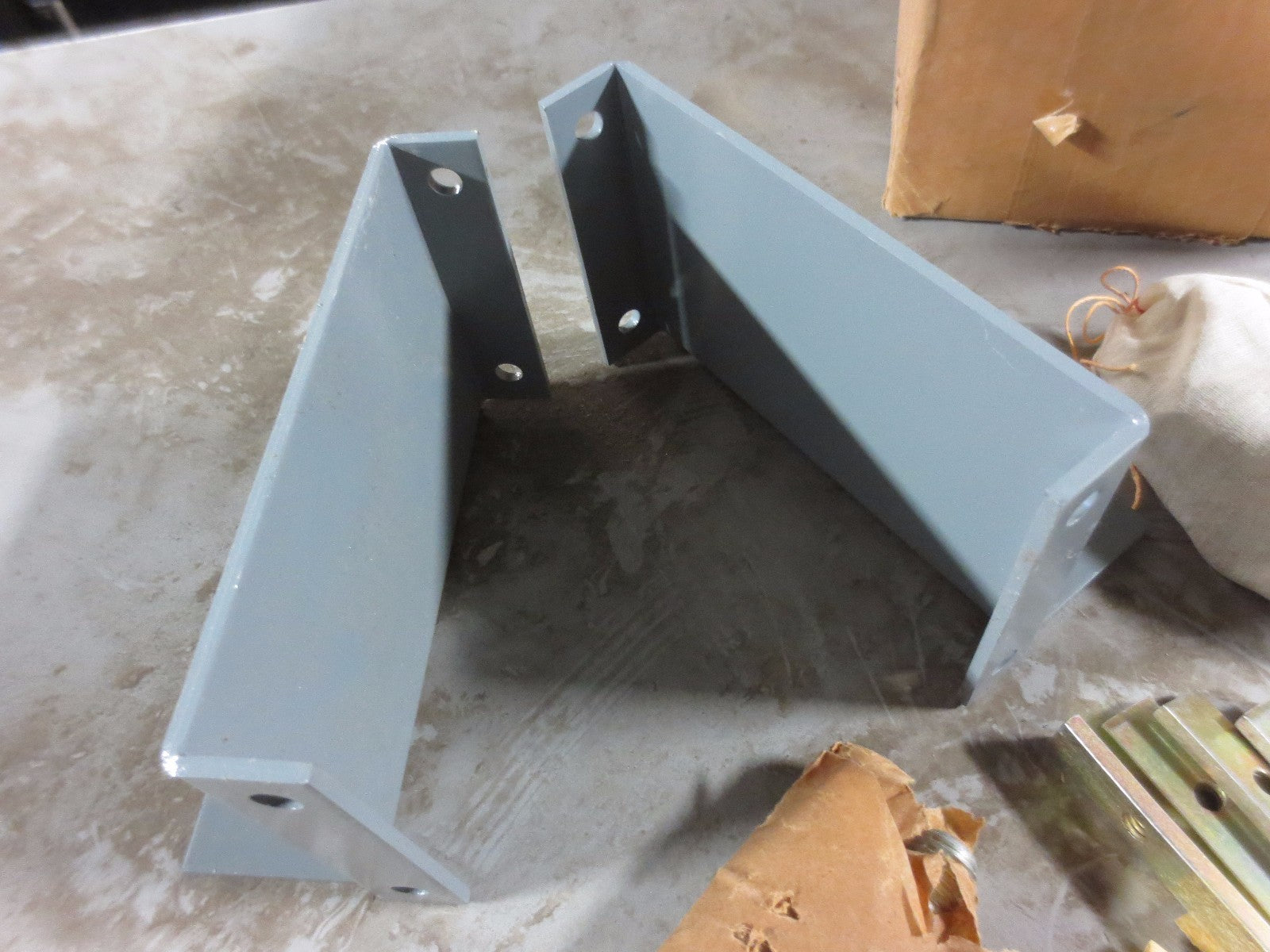 WESTINGHOUSE 2527D78G04 BUS DUCT VERTICAL HANGER, ADJUSTABLE4