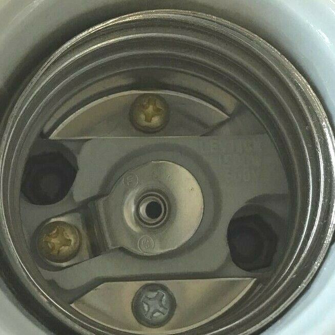 LEVITON 105-8694 PORCELAIN LAMPHOLDER 1500W-600VAC 3