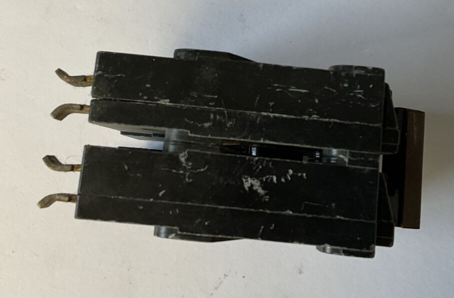 MURRAY MQ250 CIRCUIT BREAKER 50A 2POLE 120/240VAC TYPE MSQ ***LOTOF8***8