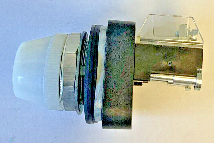 ALLEN BRADLEY 800T-QH10W PILOT LIGHT SER.T 120VDC/DC5