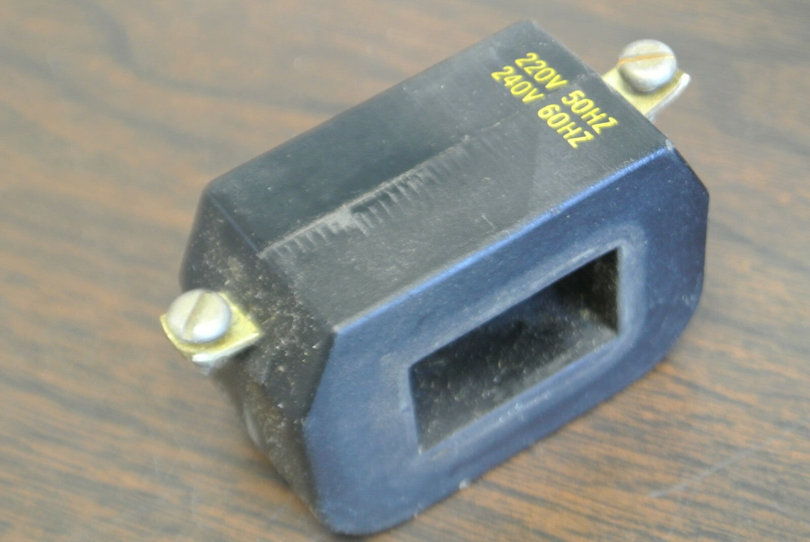 SQUARE D 1861-S1-R33A COIL / 220/240V, 50/60Hz / SIZE 0 TYPE B&R / NEW SURPLUS0