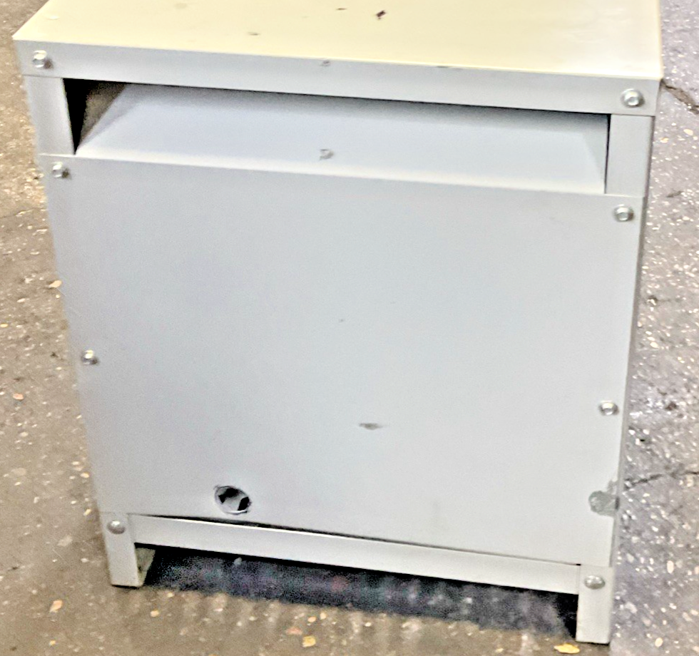 HEVI-DUTY ET2H30S SHIELDED GENERAL PURPOSE TRASFORMER 30KVA 3PH 60HZ 480D 84A3