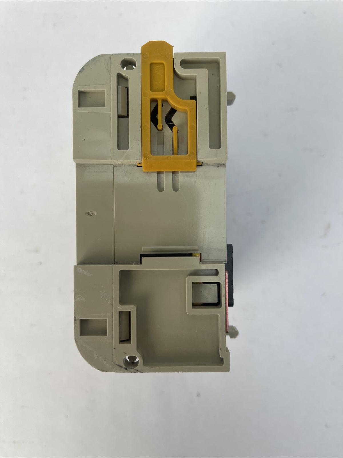 OMRON CQM1-PA203 POWER SUPPLY UNIT OUTPUT 5VDC 3.6A SOURCE 100-240VAC 60VA 4