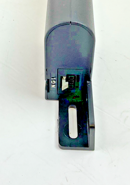 HOFFMAN LF120V15 INDUSTRIAL PANEL LIGHT 115VAC .13A 50/60HZ ***LOTOF2***5