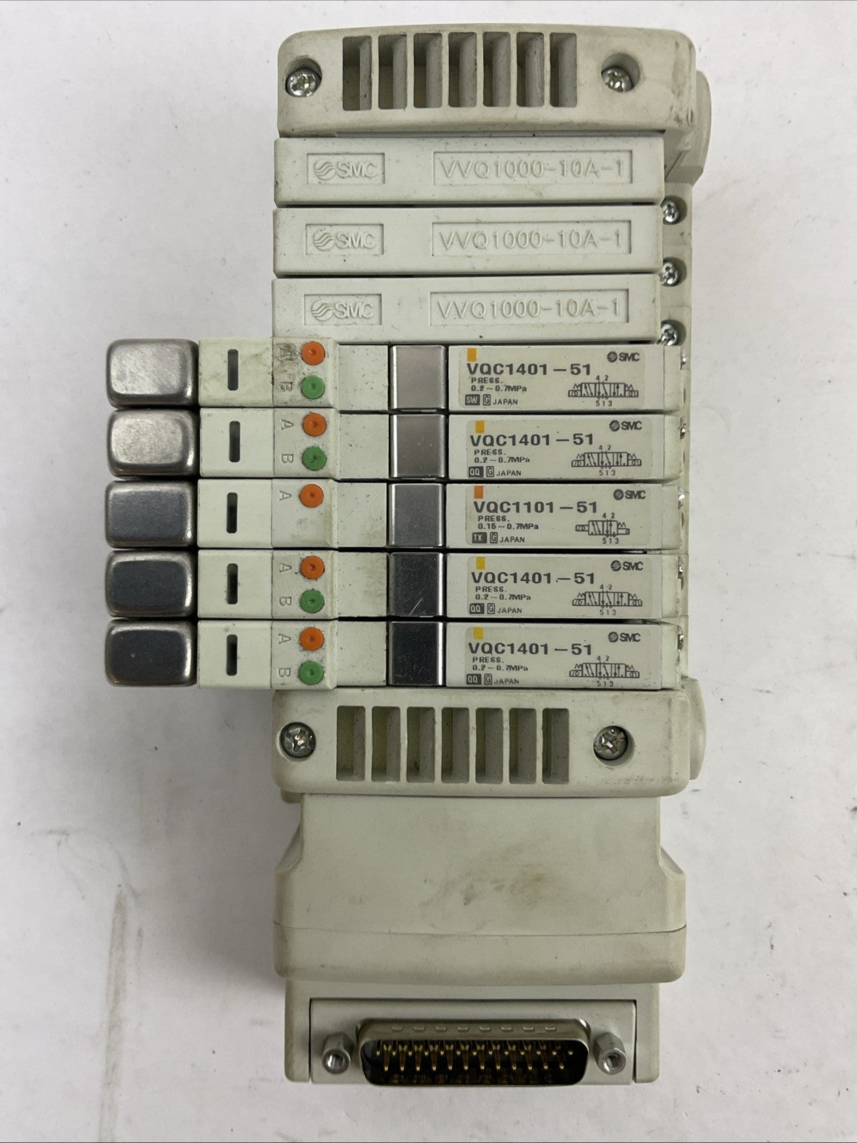 SMC (4) VQC1401-51 VQC1101-51 SOLENOID VALVE WITH BASE MOUNT MANIFOLD0