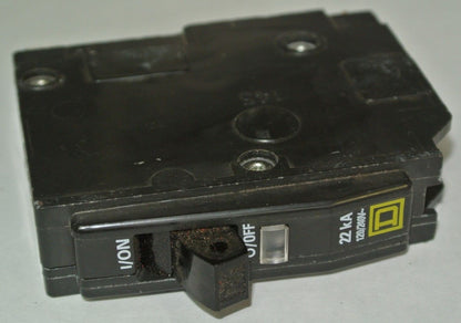 SQUARE D CIRCUIT BREAKER 30A, SINGLE-POLE - 120/240V, 50/60Hz - clip-on0