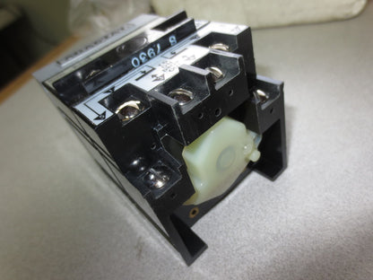 AGASTAT / TE CONNECTIVITY 7022SA ELECTROPNEUMATIC TIMING RELAY .1 to 1 SECOND 8