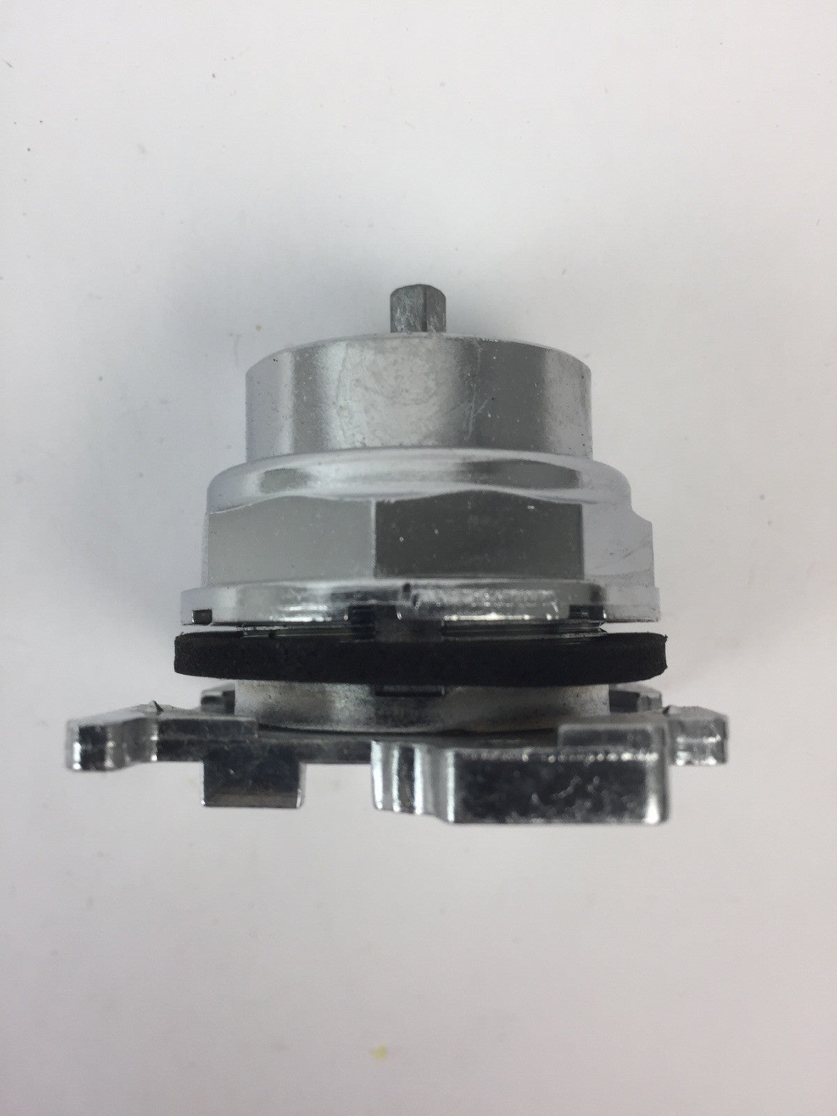 CUTLER HAMMER 10250T4023 SELECTOR SWITCH 3 POSITION2