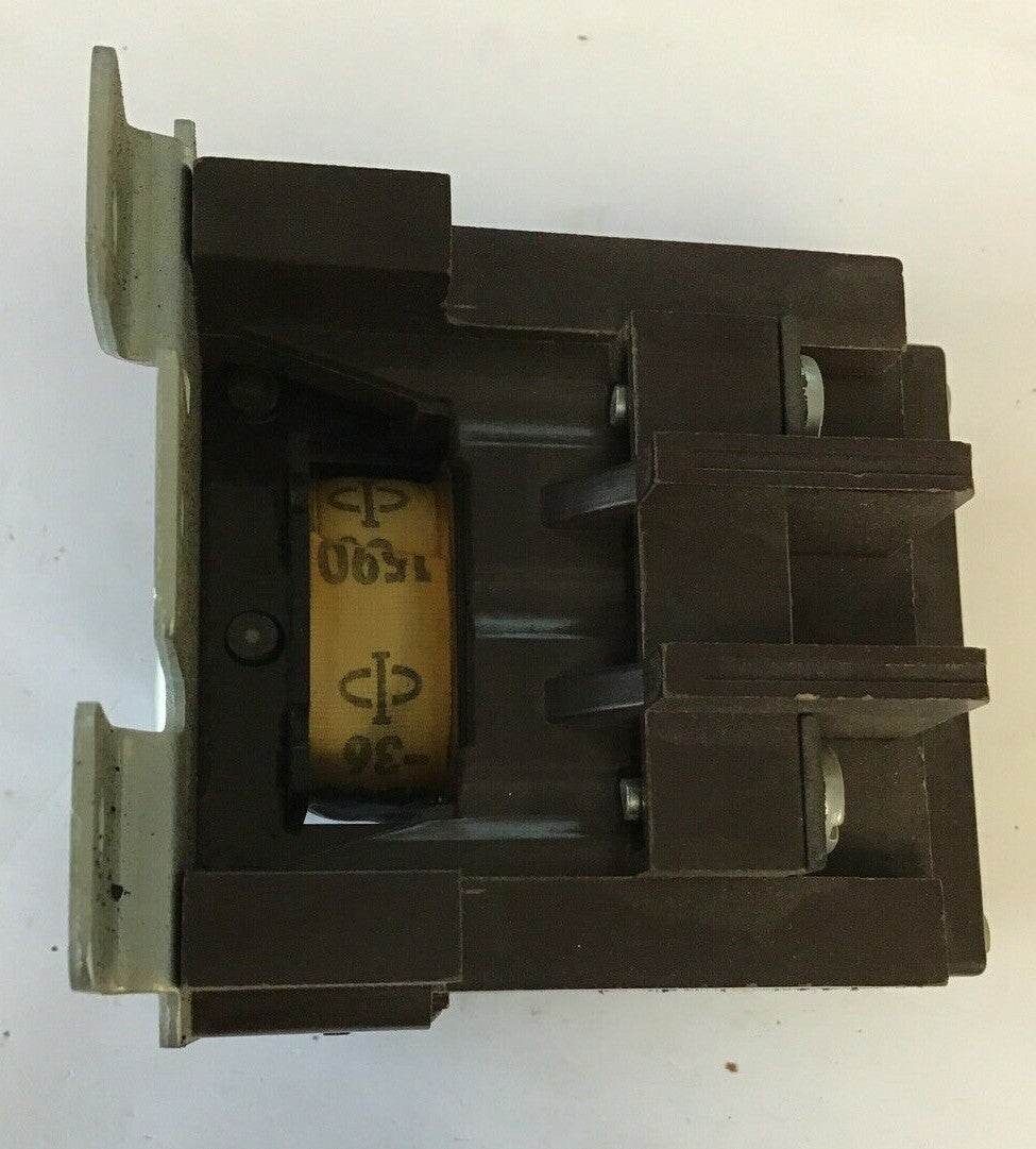 CUTLER HAMMER MAGNETIC A.C. CONTACTOR 9560H390 30A 208/240VAC 50-60CY 2POLE5