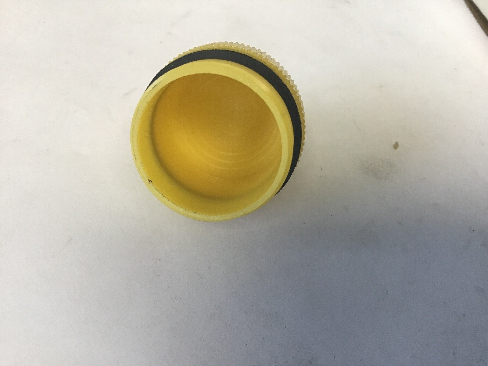 GE CR2940U200K YELLOW LENS COVER INDICATOR***LOT OF 5***4