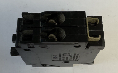 ITE  QT1-1515 CIRCUIT BREAKER 15A 2POLE 120/240VAC CLASS ATL***LOTOF4***6