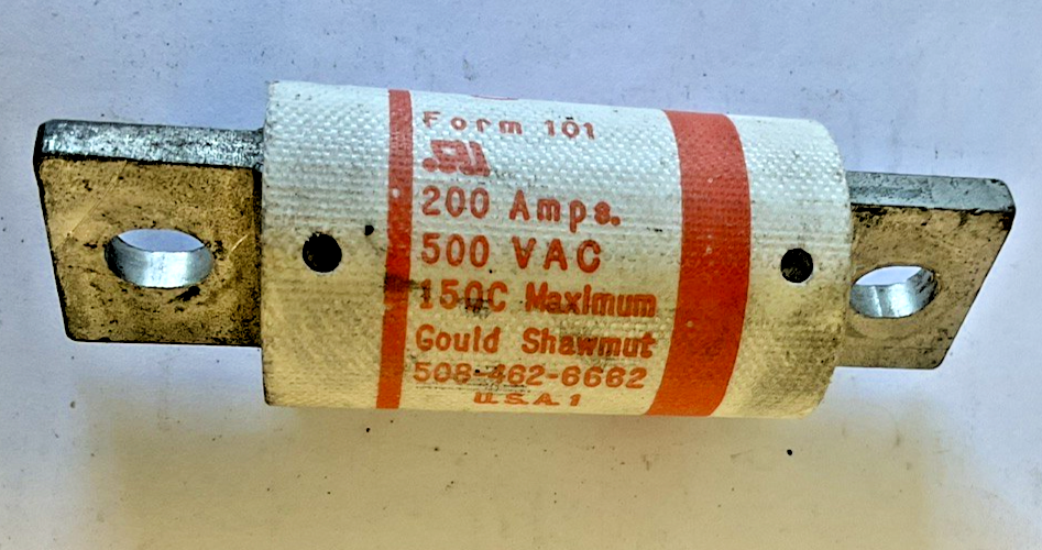 FERRAZ SHAWMUT/ GOULD A50P200 FUSE TYPE4 FORM101 200A 500VAC ***LOTOF4***3