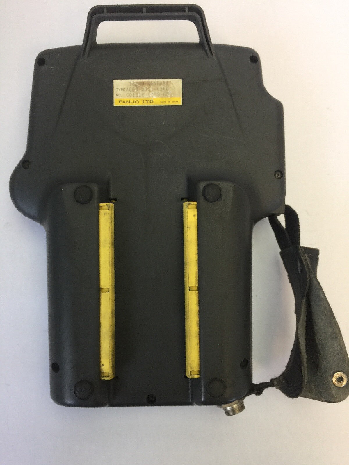 FANUC A05B-2301-C360 TEACH PENDANT CRACK IN GLASS8