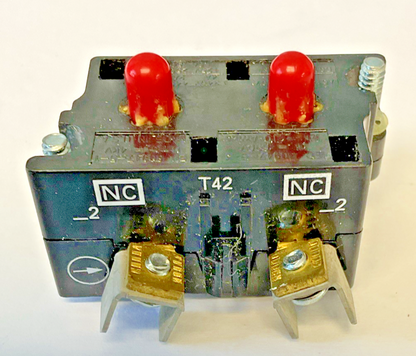 CUTLER HAMMER 10250T42 CONTACT BLOCK SER.D1 2 N.C. ***LOTOF3***4