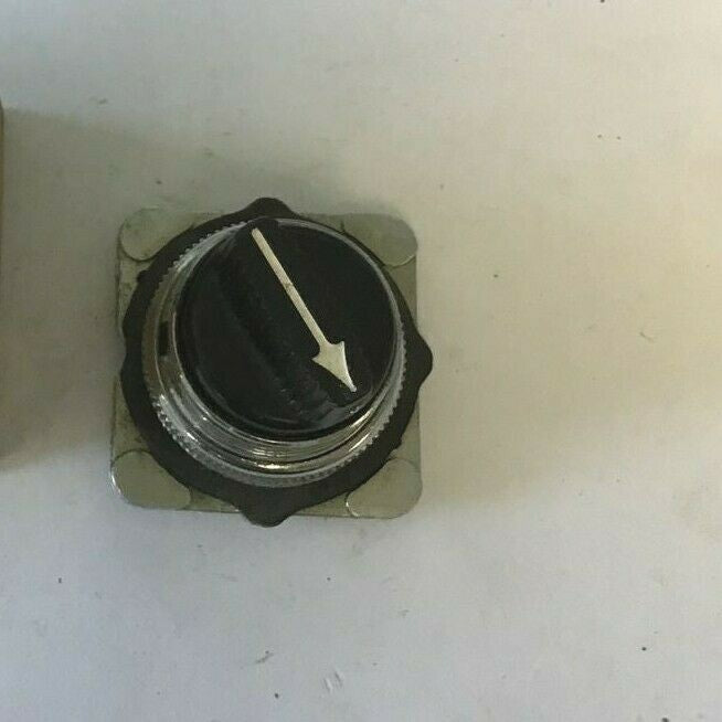 REES R281-137 SELECTOR SWITCH 2