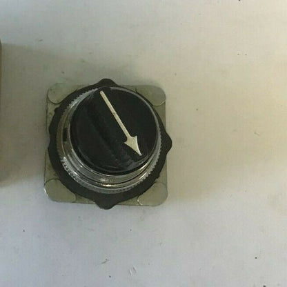 REES R281-137 SELECTOR SWITCH 2