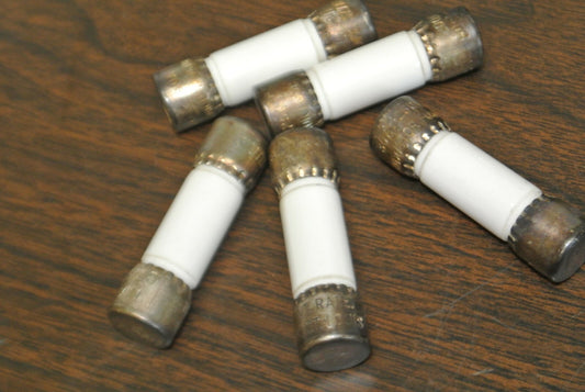 LOT of 5 / BUSSMANN FWX30 SEMICONDUCTOR FUSE / 30A / 250V / NEW SURPLUS0