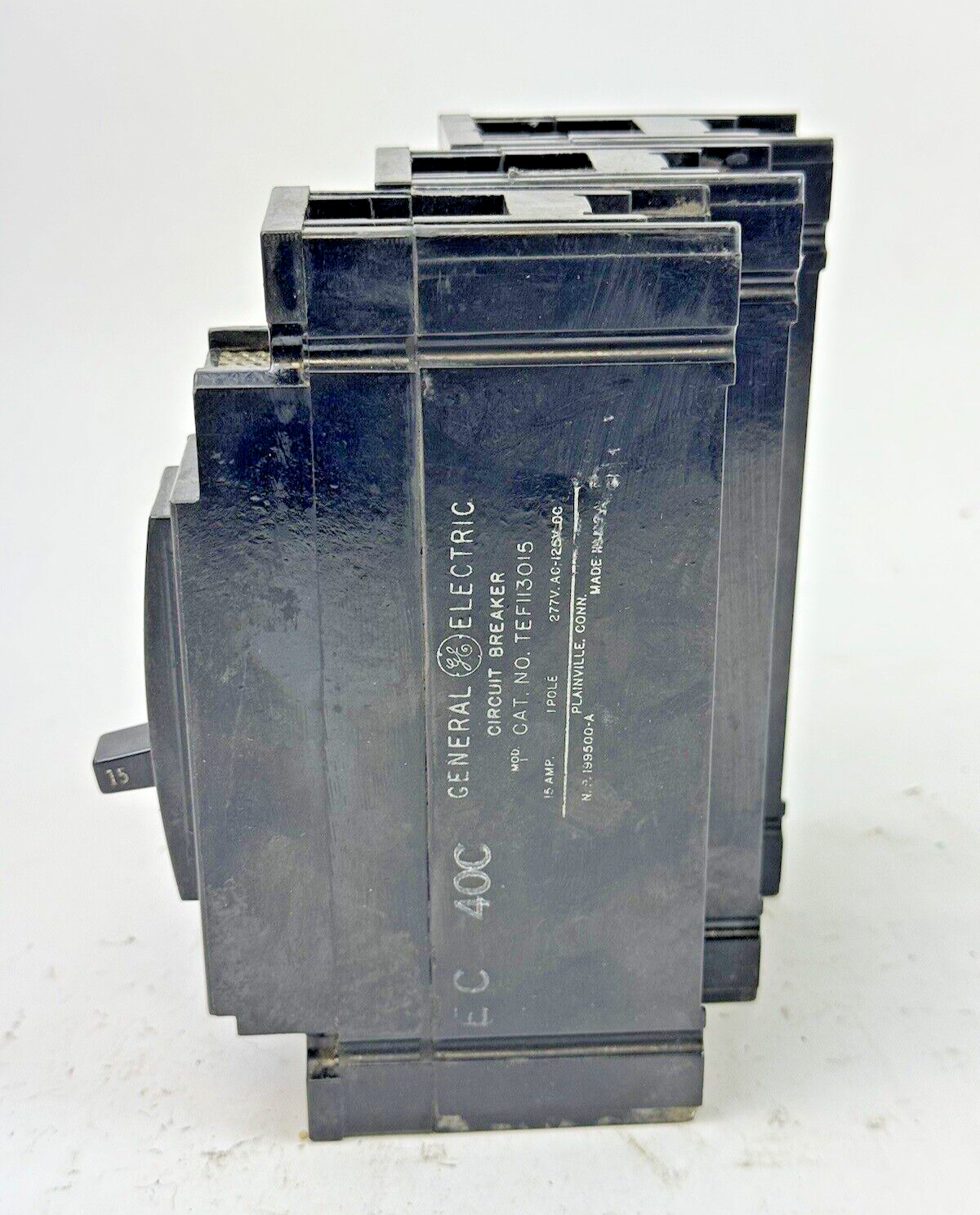 GE **LOT OF 3** - TEF113015 - CIRCUIT BREAKER - 1 POLE/15A/277 VAC5