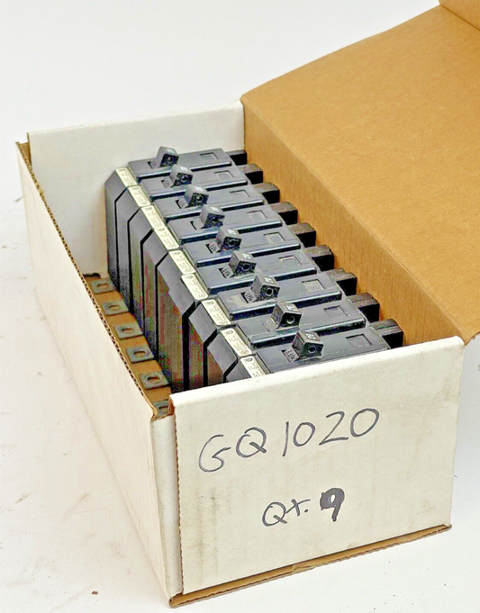 CUTLER-HAMMER *LOT OF 9* GQ1020 - 20A/1 POLE/240 VAC/QUICKLAG/BOLT-ON/GQ/-NEW0