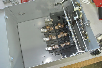 I-T-E UV422 - FUSIBLE BUS PLUG - 240V, 60A2