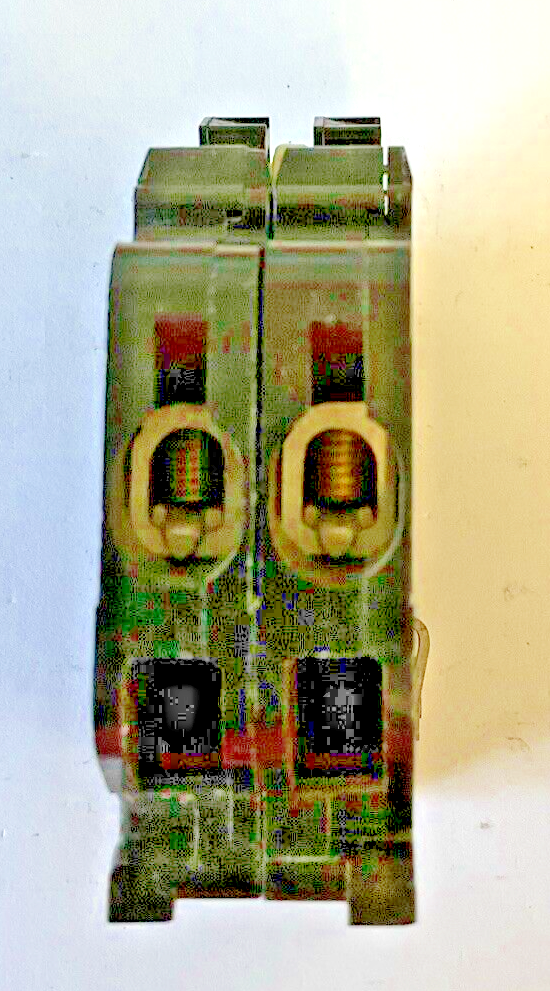 CROUSE-HINDS MH240 CIRCUIT BREAKER TYPE CTL 120/240VAC MH/MM ***LOTOF2***6