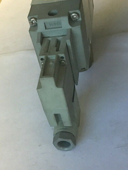  SMC VP542-5DZ1-03N-M-X536 SOLENOID VALVE W/ OMRON D4N-9B31 LIMIT SWITCH5