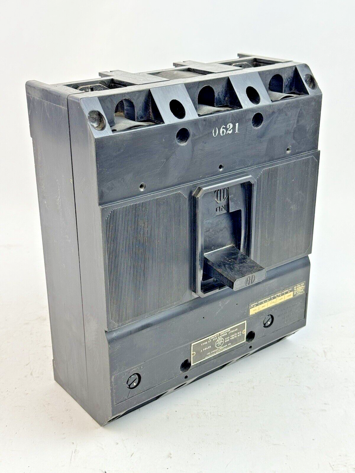 ITE - ET5905 - MOLDED CASE ET-225 CIRCUIT BREAKER - 175 A, 2 POLE, 600 VAC0