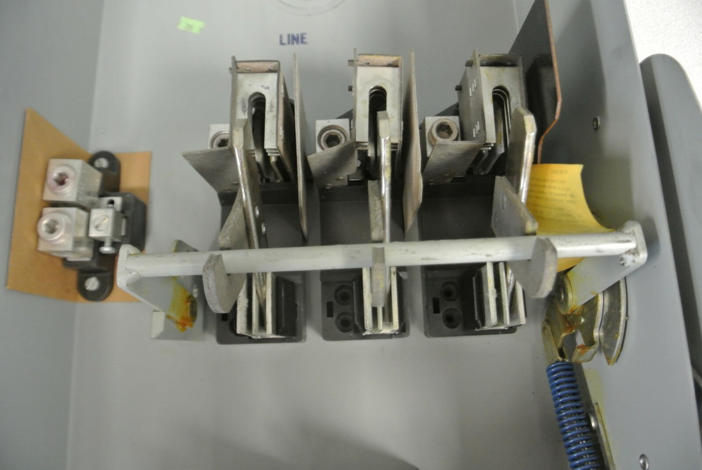 CROUSE-HINDS GH424N GENERAL DUTY FUSIBLE SAFETY SWITCH / 240V / 200A / 25HP8