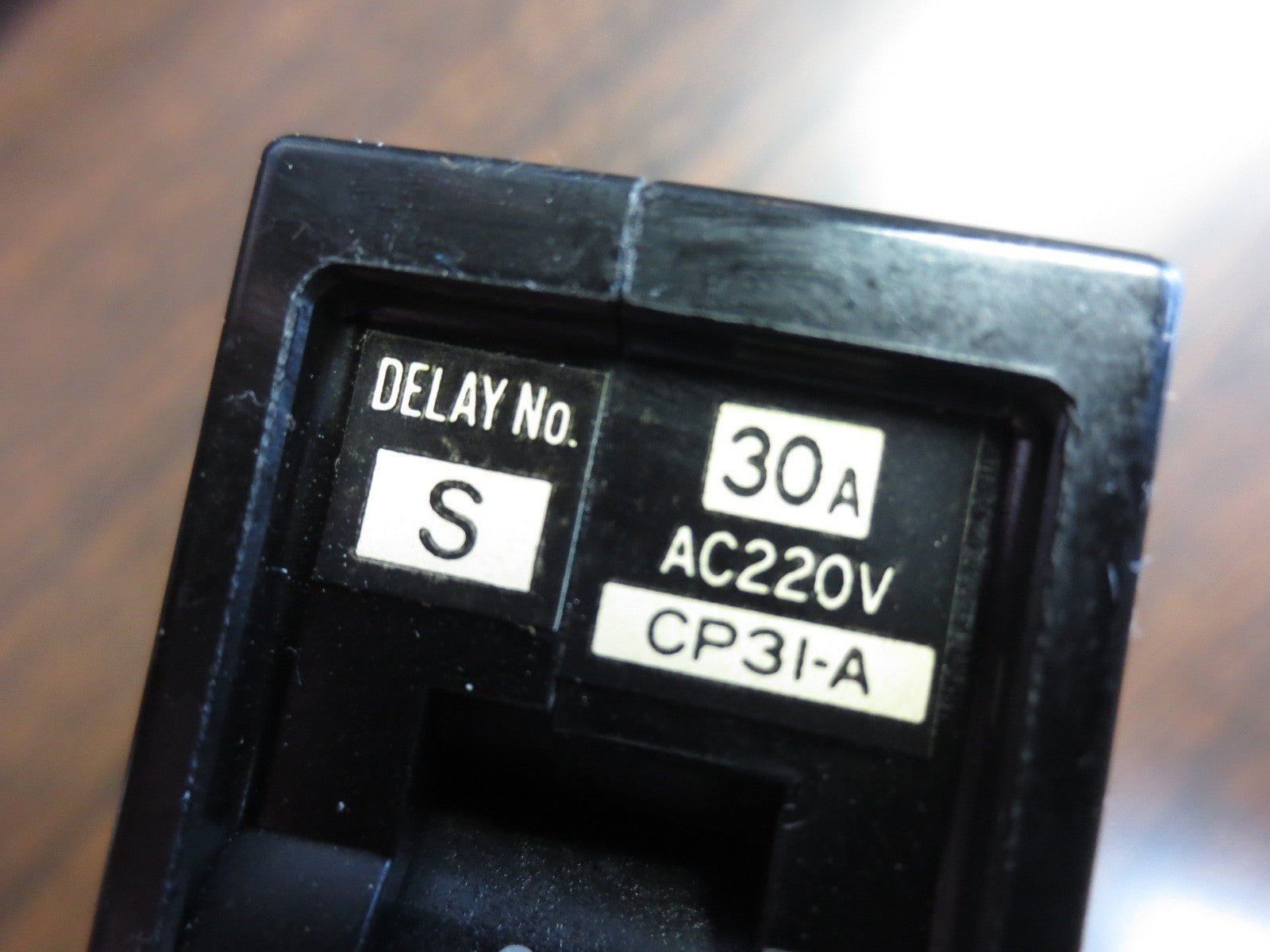 HITACHI CP31-A CIRCUIT PROTECTOR 30A 220VAC 1-POLE DELAY No. S1