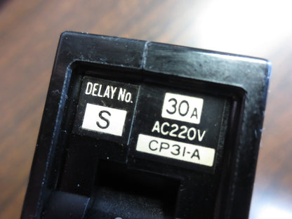 HITACHI CP31-A CIRCUIT PROTECTOR 30A 220VAC 1-POLE DELAY No. S1