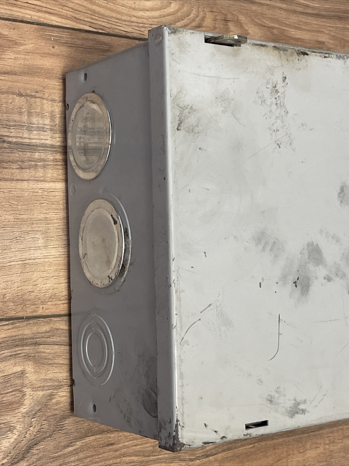 GE TH3363R MODEL 11 FUSIBLE SAFETY SWITCH 100A 600VAC 250VDC 30HP 3P TYPE 3R3