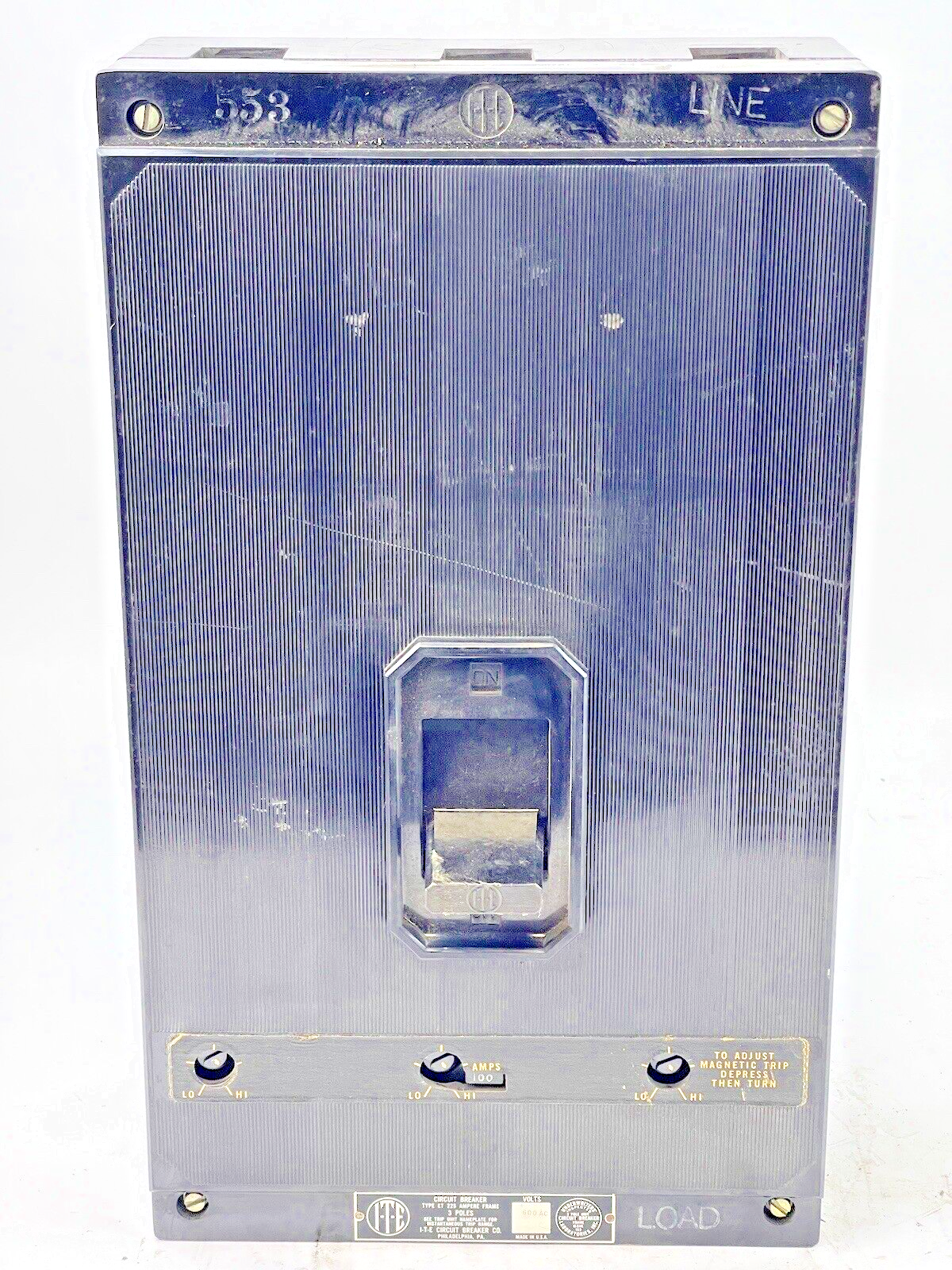 ITE / SIEMENS - ET7004 - CIRCUIT BREAKER -225 AMP, 600 VAC, 3 POLE W/ 100 A TRIP3