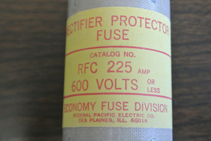 ECONOMY / FPE / RFC225 / RECTIFIER PROTECTOR FUSE 225A 600V / NEW SURPLUS in BOX1