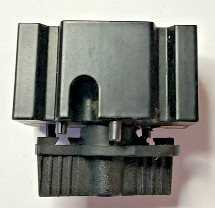 PARKER PS95601P BALL VALVE 1/4" 250PSI5