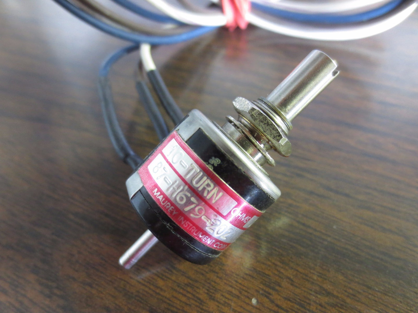 MAUREY INSTRUMENT CORP. 87-H679-202 POTENTIOMETER - 10-TURN - 2K OHMS +/- 5% - 0