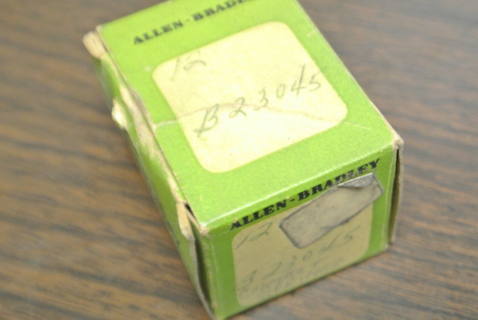 LOT of 12 / ALLEN-BRADLEY B-23045 CONTACT SPRINGS / SIZE 1, 2 / NEW SURPLUS3