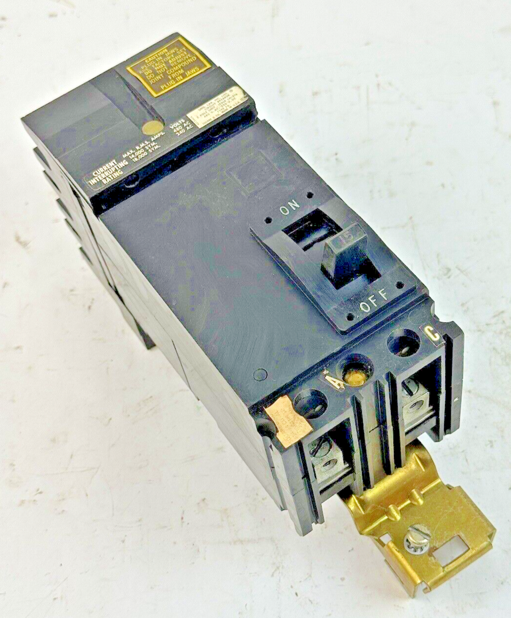 SQUARE D - FA24015AC - I-LINE MOLDED CIRCUIT BREAKER - 15 AMP/2 POLE/480 VAC0