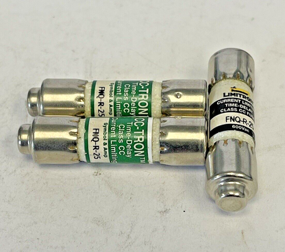 BUSSMANN *LOT OF 3* - FNQ-R-25 - 25 AMP, 600 VAC, TIME-DELAY, CLASS CC FUSES2