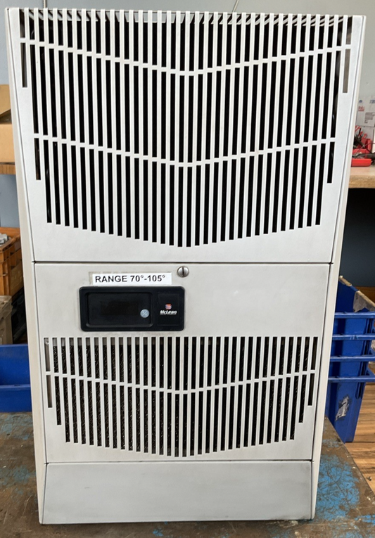 McLEAN G280446G050 AIR CONDITIONER 400/460V 3PH COOLING 4600/4900 BTU 1347/1435W0