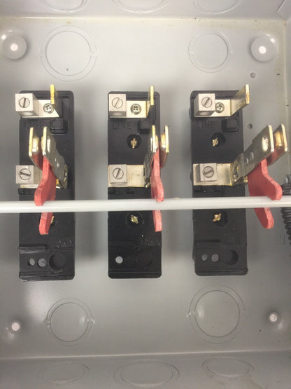 FPE 7632 TYPE LD SAFETY SWITCH 60AMP 250VDC 240VAC 3 POLE 10-15HP 8