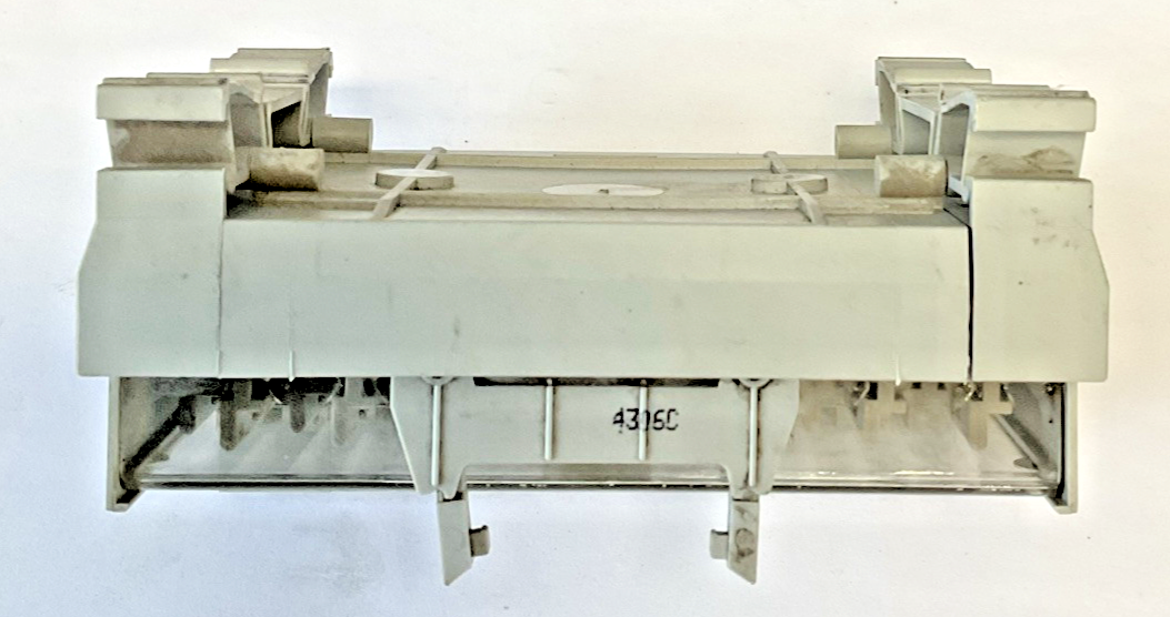ALLEN BRADLEY 1492-IFM20F-F-2 INTERFACE MODULE SER.A 0-132VAC5