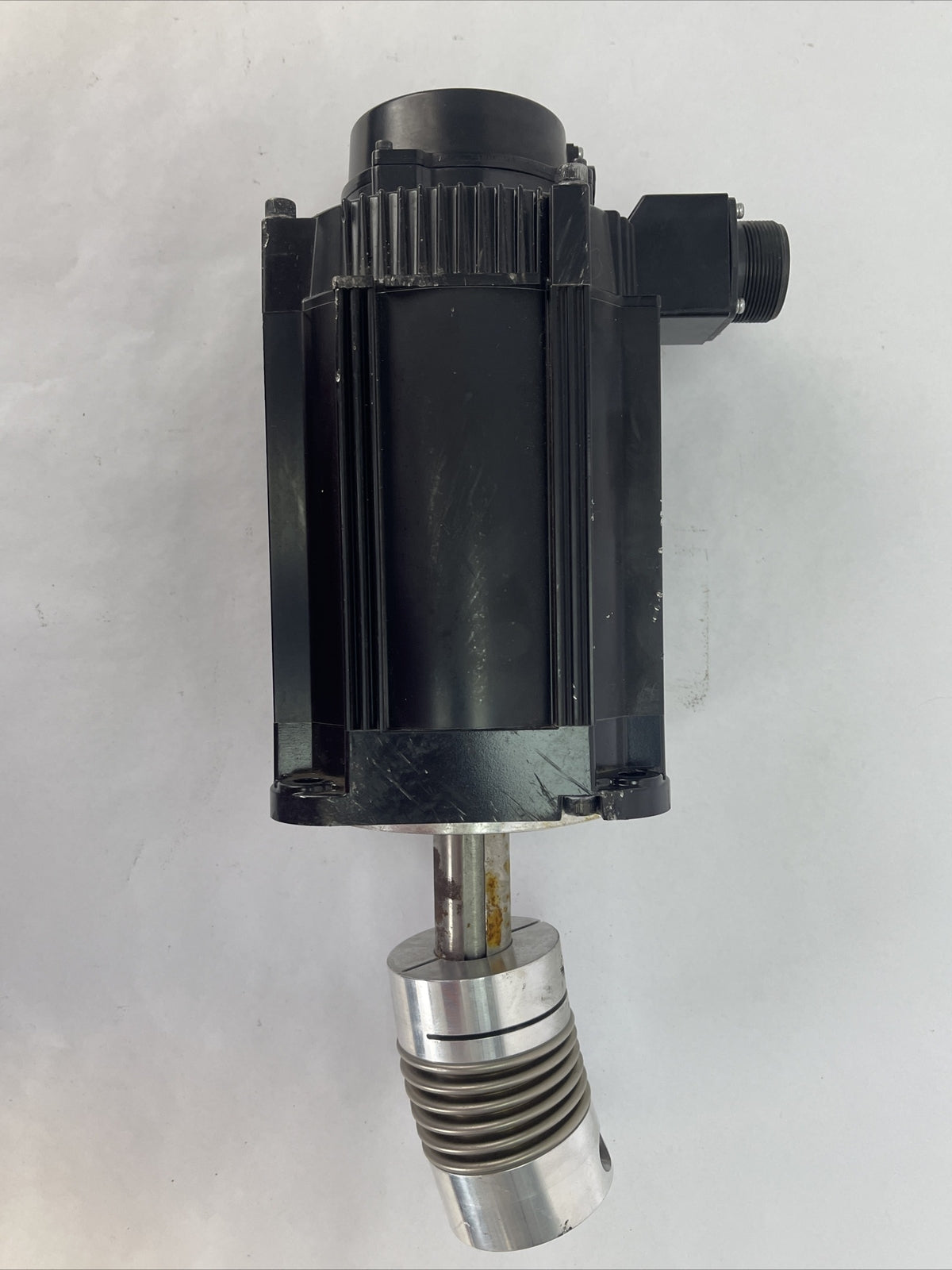 YASKAWA SGM7A-40A7D61 AC SERVO MOTOR 200V 25.4A UTTAH-B24RH ABS ENCODER GERWAH8