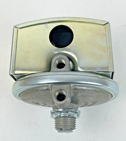 DWYER - 1823-2-SF - PRESSURE SWITCH - 15A 125/ 480 VAC 1/8 HP - SERIES 18004