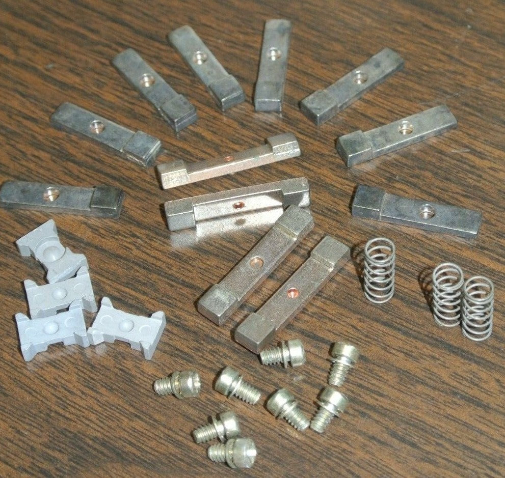 ALLIS-CHALMERS / SIEMENS ALLIS 25-106-921-802 CONTACT KIT / SIZE 1 / NEW SURPLUS6