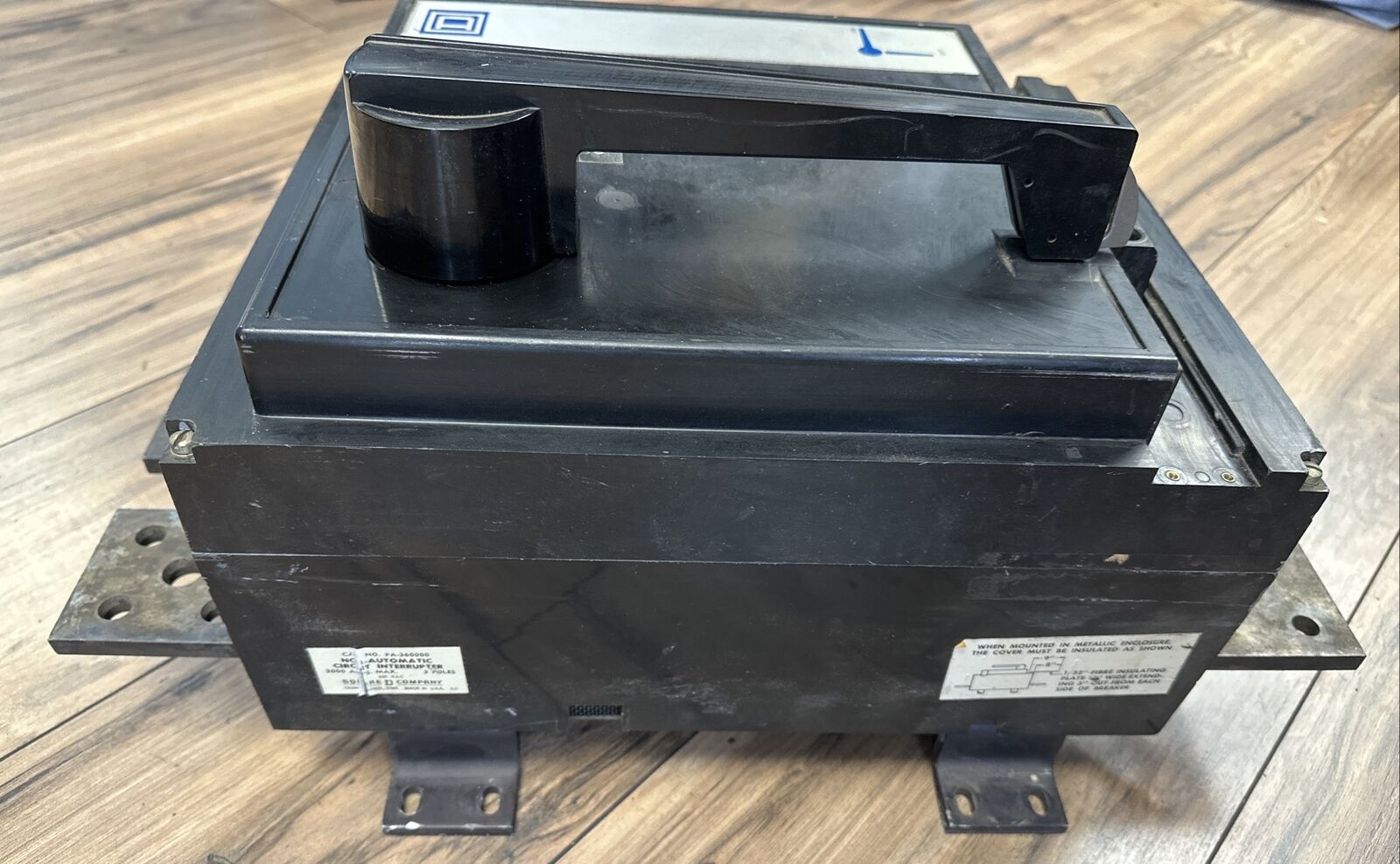 SQUARE D PA-360000 NON-AUTOMATIC CIRCUIT INTERRUPTER 2000AMP 3POLES 600VAC3