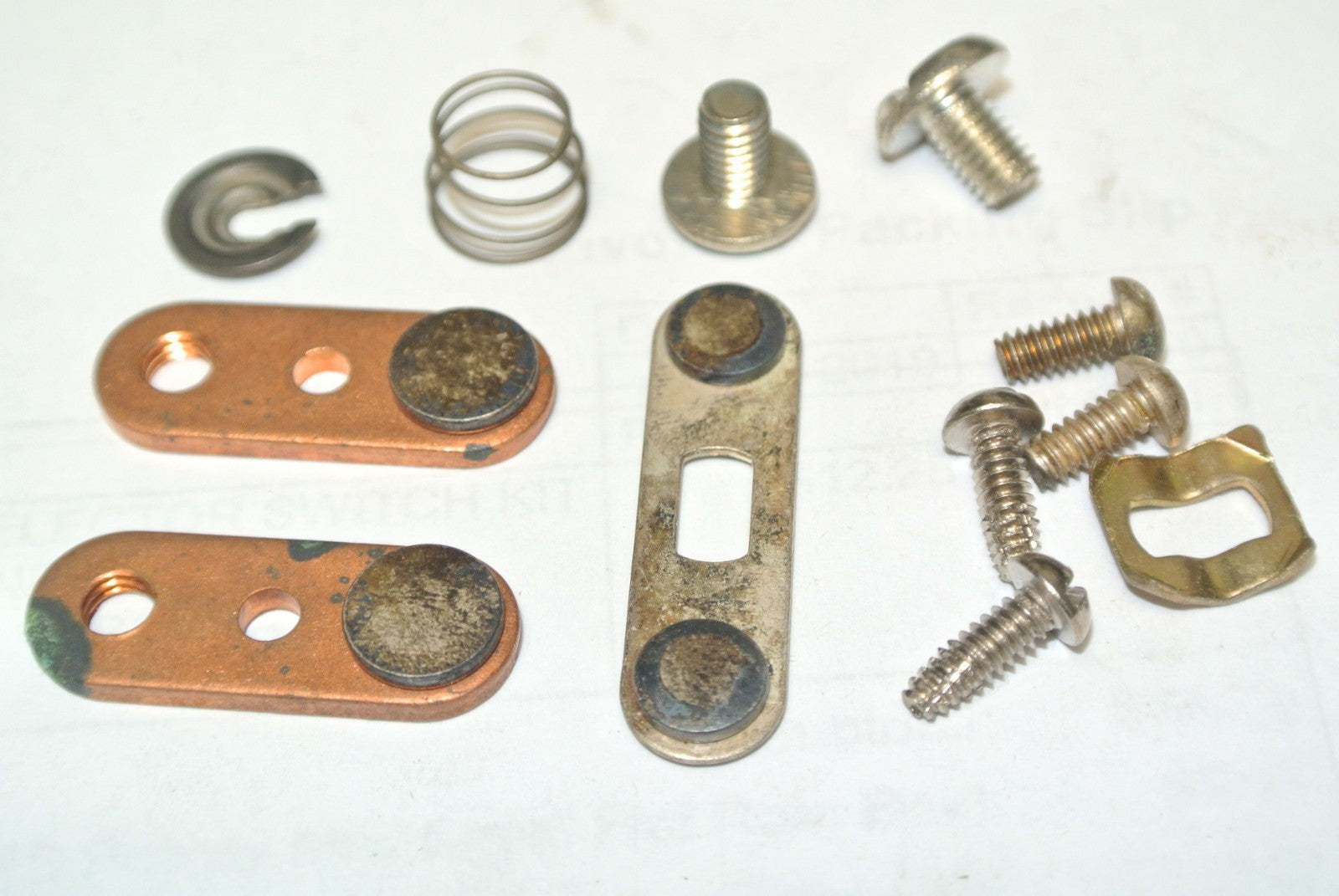 ARROW-HART 32000-301-A CONTACT KIT / 1-POLE / NEW SURPLUS / 32000-301A0